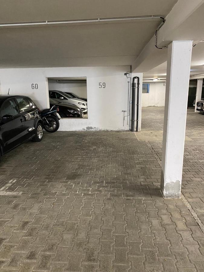 3 Zimmer Apartment In S-Bahn Naehe, 76 Qm, Max 5 Pers, 30Qm Dachterasse, Garage, Internet 1000 Mbit Gärtringen Exterior foto