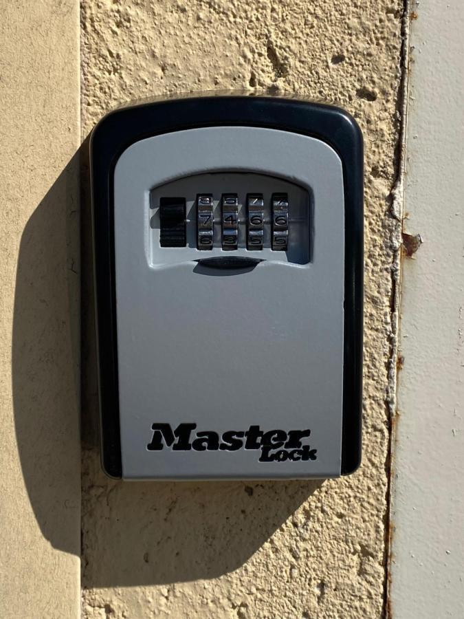 3 Zimmer Apartment In S-Bahn Naehe, 76 Qm, Max 5 Pers, 30Qm Dachterasse, Garage, Internet 1000 Mbit Gärtringen Exterior foto