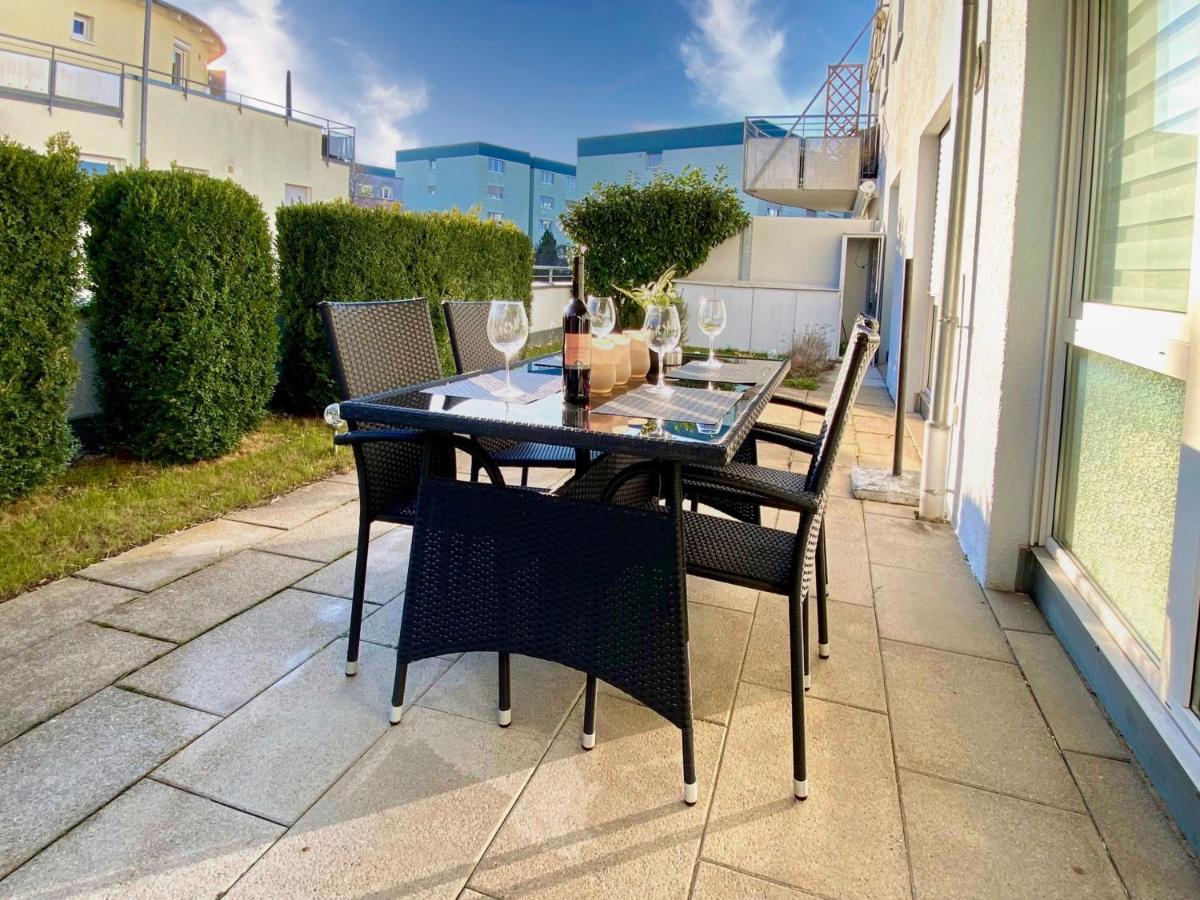 3 Zimmer Apartment In S-Bahn Naehe, 76 Qm, Max 5 Pers, 30Qm Dachterasse, Garage, Internet 1000 Mbit Gärtringen Exterior foto